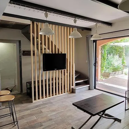 بيت للعطل La Maison Du Bonheur *