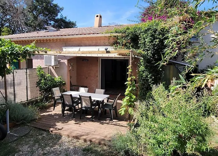 بيت للعطل La Maison Du Bonheur *
