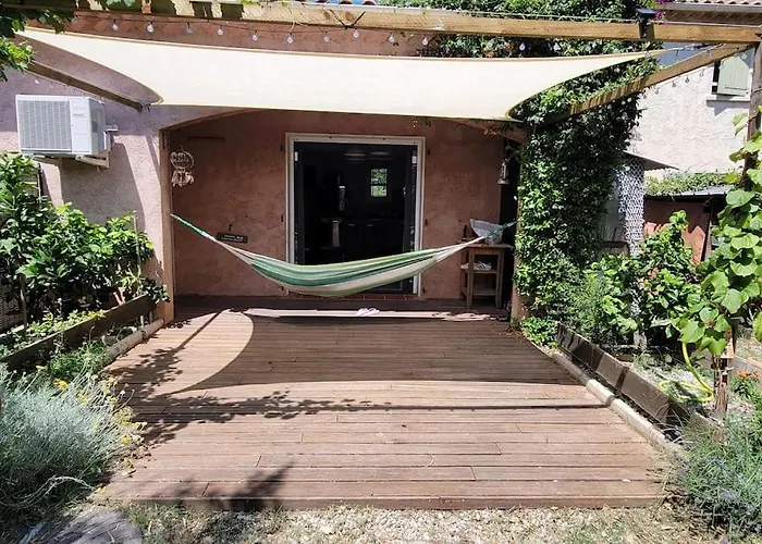 La Maison Du Bonheur بيت للعطل *